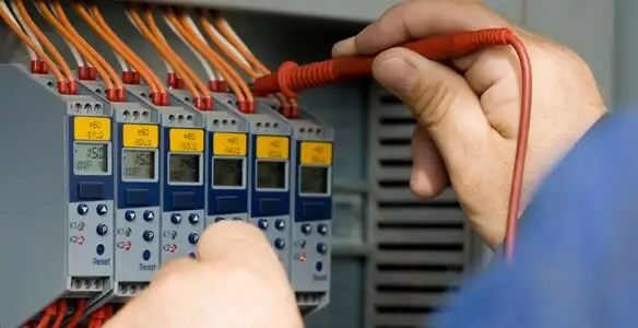 electrical contractors performing professional electrical system testing and configuration in Savannah, GA